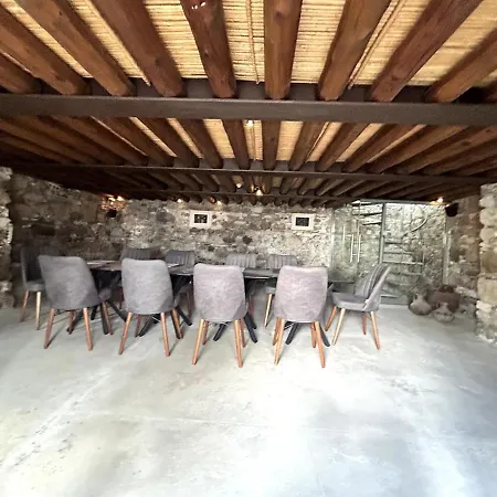 Archontiko Papadopoulou * Mosfiloti